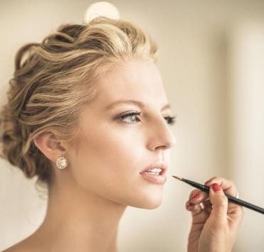 Свадебный макияж: как удивить гостей?