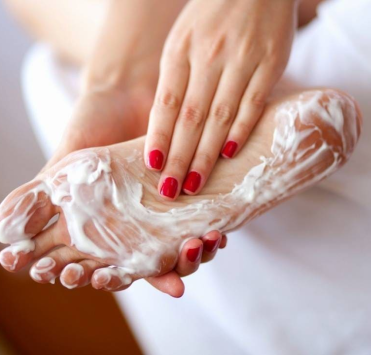 Кислотный педикюр: особенности проведения процедуры