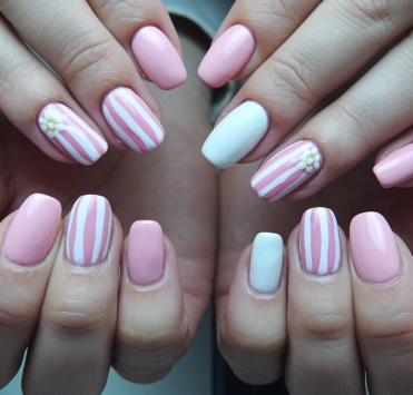 Модний манікюр на короткі нігті 2022