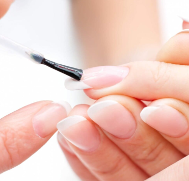 Чим гель-лак відрізняється від шелаку