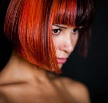 Зачіски на випускний на коротке волосся: новинки і тенденції