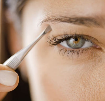 У моді натуральні брови 2025 року: правила створення яскравого образу