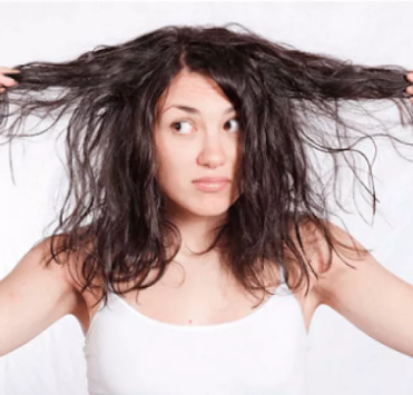 Эффективные 5 советов по уходу за жирными волосами