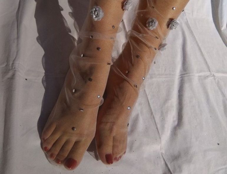 Догляд за шкірою ніг влітку