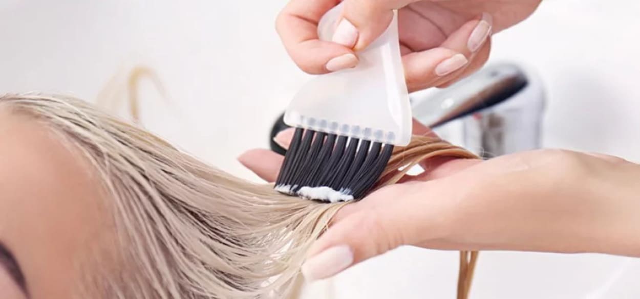 поради та рекомендації щодо догляду за фарбованим волоссям